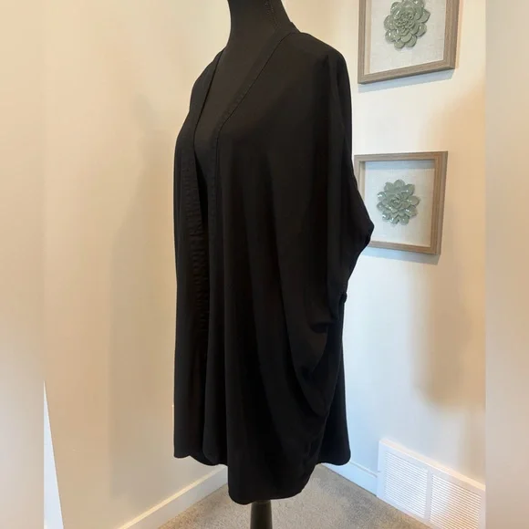 Aritzia Sunday Best Black Open-Front Knee Length Kimono Size S/M EUC - Picture 2 of 11